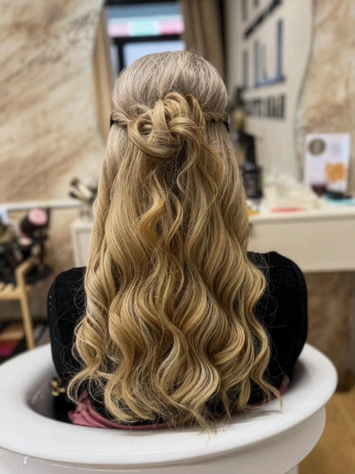 Stylingmoment im Linda Hairstudio in Bischofshofen